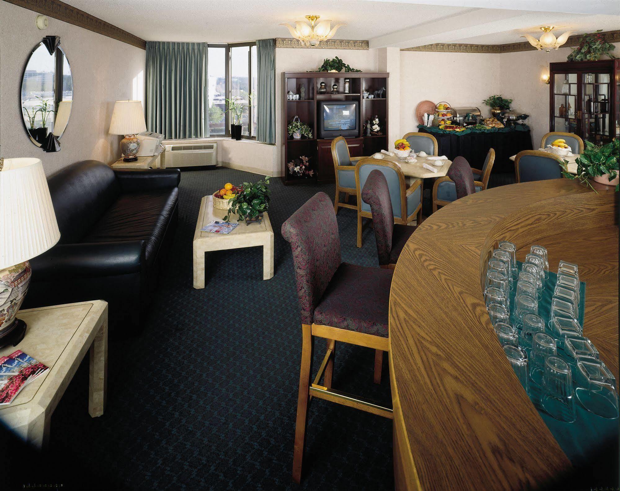 Hotel Crowne Plaza Atlanta Ne - Norcross Extérieur photo